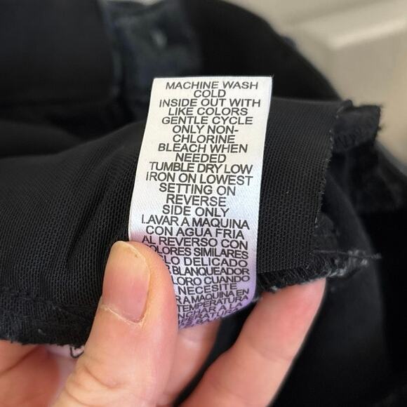 Wit & Wisdom Bennett Barely Bootcut Washed Black Slimming Grunge Raw Hem Size 6 - Picture 8 of 8